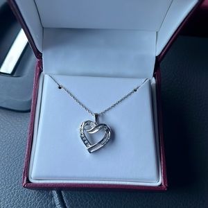 Halzberg Neckless